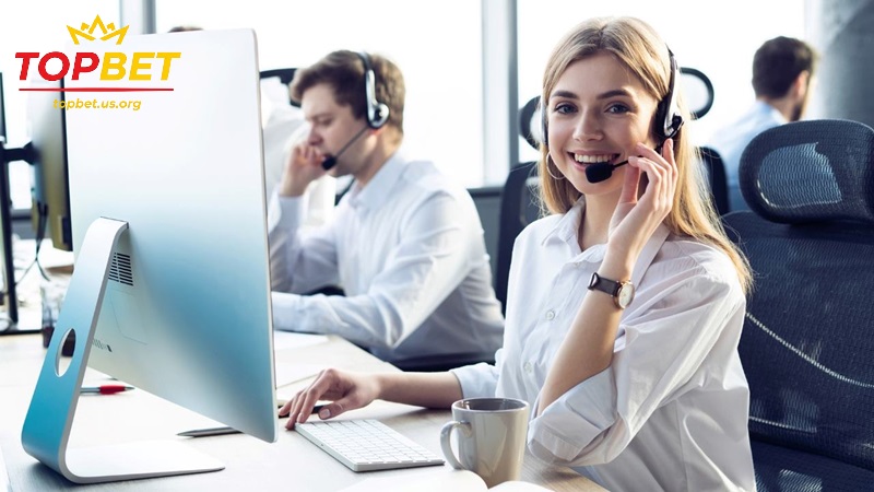 Đội ngũ chăm sóc khách hàng Topbet được đào tạo ra sao?